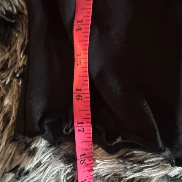 Monki Women’s Button Up Short Sleeve Black Crop Top Size S - Picture 5 of 6